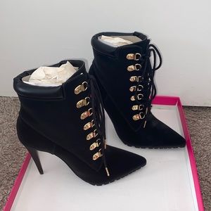 Black heel booties